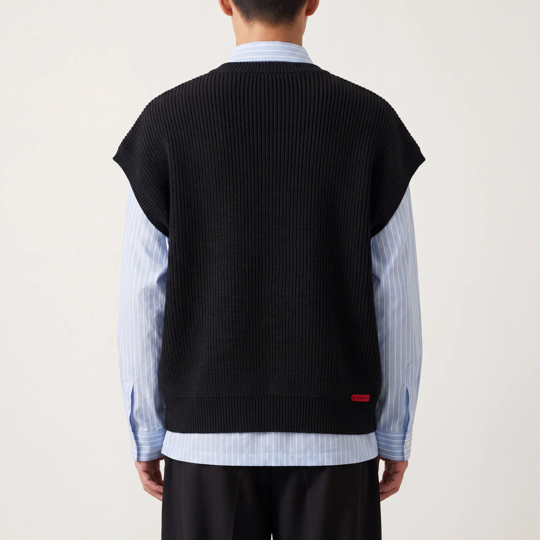 Kenji - Sleeveless Knit Pullover