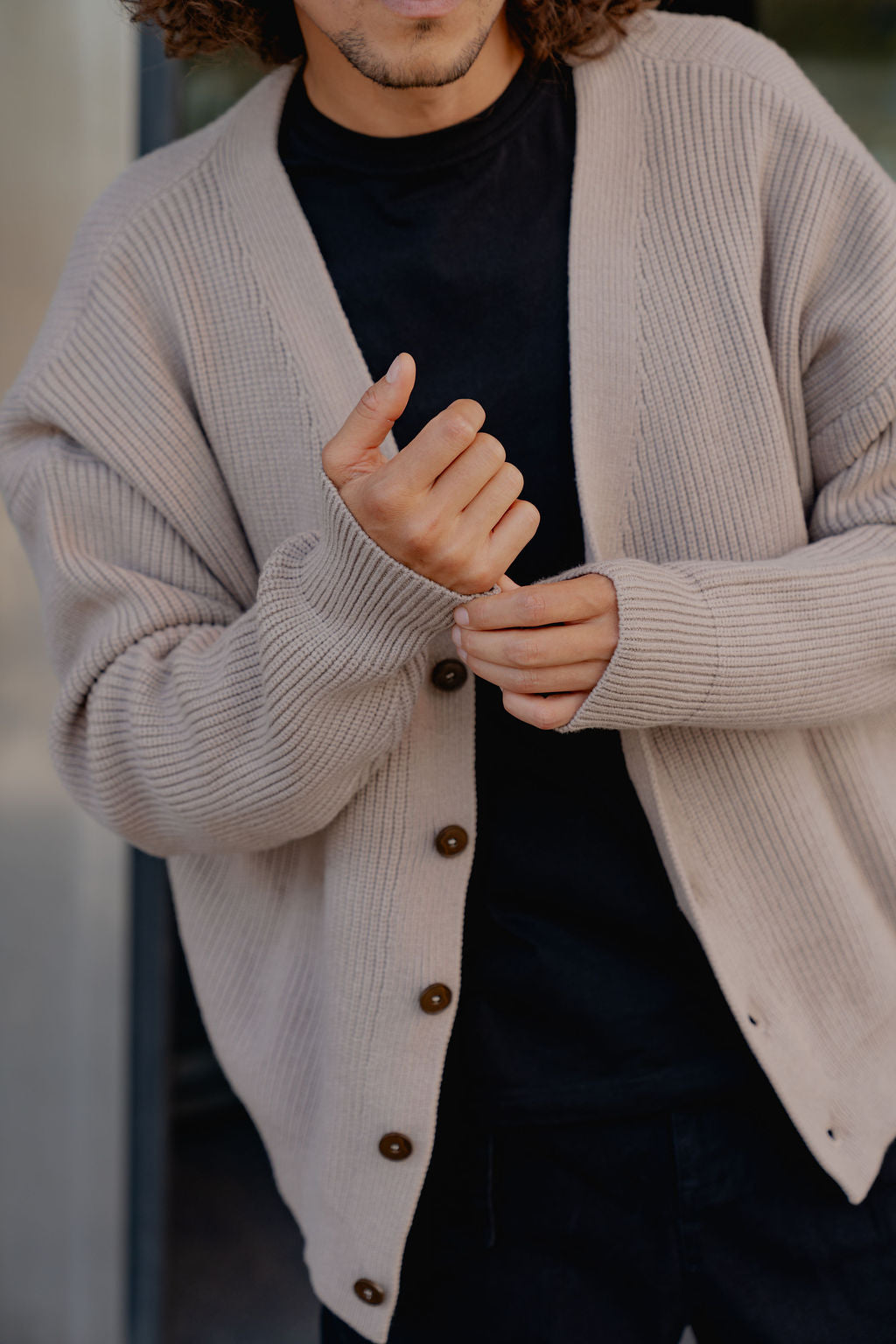 Sen - Oversize buttoned Knit Cardigan