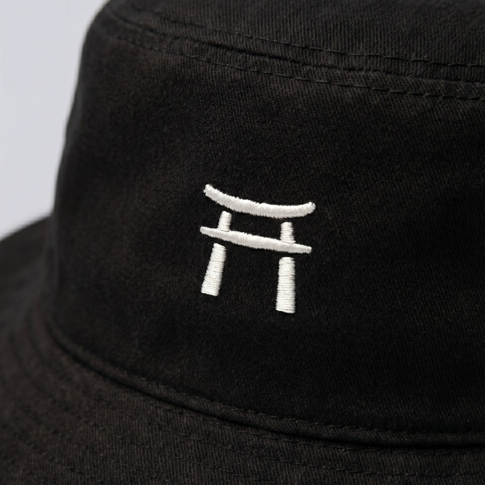 Mon - Bucket hat with embroidery