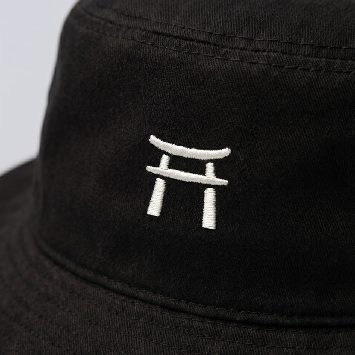 Mon - Bucket hat with embroidery