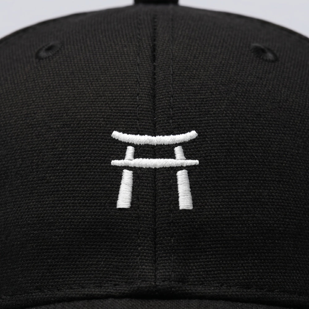 Usagi - Cappellino con ricamo